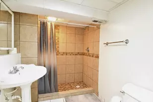 4945 W Waveland Ave, Chicago, IL 60641 - Photo 19