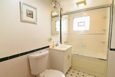 4945 W Waveland Avenue, Chicago, IL 60641 - Photo 9