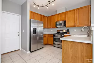 5521 Wildspring Dr, Lake in the Hills, IL 60156 - Photo 9