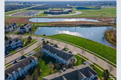 5521 Wildspring Drive #5521, Lake in the Hills, IL 60156 - Photo 23
