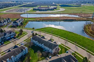 5521 Wildspring Dr, Lake in the Hills, IL 60156 - Photo 23