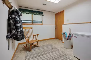 14413 Pleasant Valley Rd, Woodstock, IL 60098 - Photo 19