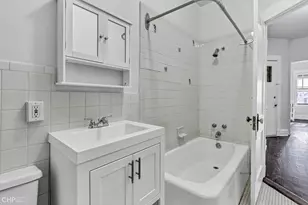 1942 W Farwell Ave, Chicago, IL 60626 - Photo 11