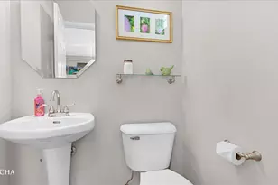 2637 N Greenwood Pl, Arlington Heights, IL 60004 - Photo 11