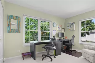 2637 N Greenwood Pl, Arlington Heights, IL 60004 - Photo 17