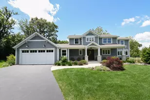 226 Biltmore Dr, North Barrington, IL 60010 - Photo 1