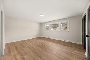 445 E 168th Pl, South Holland, IL 60473 - Photo 25
