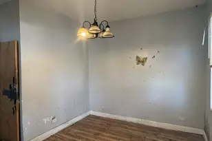 8711 S Exchange Ave, Chicago, IL 60617 - Photo 7
