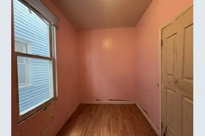 8711 S Exchange Avenue, Chicago, IL 60617 - Photo 3