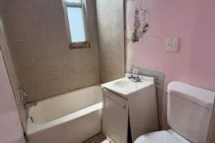 8711 S Exchange Ave, Chicago, IL 60617 - Photo 5