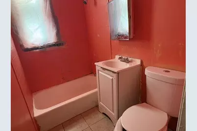 8711 S Exchange Avenue, Chicago, IL 60617 - Photo 13
