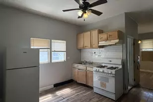 8711 S Exchange Ave, Chicago, IL 60617 - Photo 11