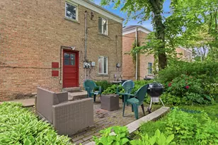 2311 Brown Ave, Evanston, IL 60201 - Photo 23