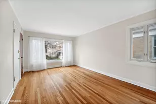 2311 Brown Ave, Evanston, IL 60201 - Photo 17