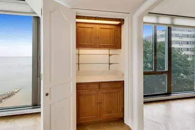 1420 Sheridan Road #6B, Wilmette, IL 60091 - Photo 11