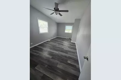 7139 W 74th Street, Chicago, IL 60638 - Photo 13
