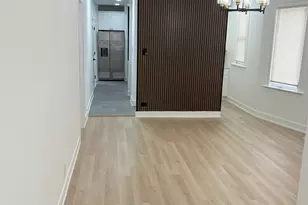 7606 S Paxton Ave, Chicago, IL 60649 - Photo 3