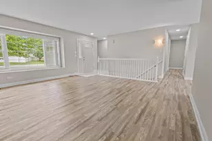 300 Quail Hollow Dr, Beecher, IL 60401 - Photo 9