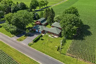 31040 Penrose Rd, Sterling, IL 61081 - Photo 5
