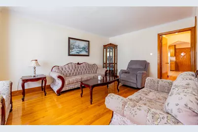4354 S Komensky Avenue, Chicago, IL 60632 - Photo 3