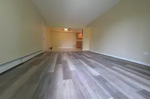 1665 Coach Dr, Naperville, IL 60565 - Photo 7