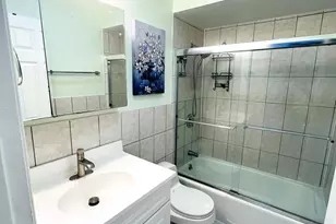 8152 Elmwood Ave, Skokie, IL 60077 - Photo 9