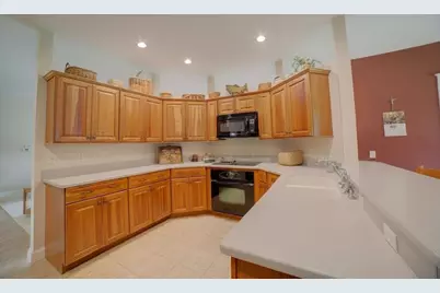 1646 N 2050 East Road, Watseka, IL 60970 - Photo 13