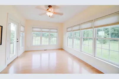 1646 N 2050 East Road, Watseka, IL 60970 - Photo 9