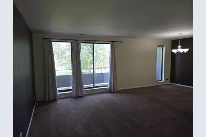 7 E Carriageway Drive #214, Hazel Crest, IL 60429 - Photo 3