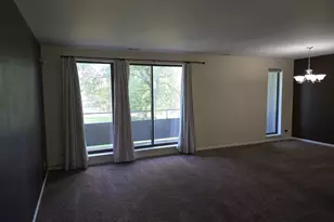 7 E Carriageway Dr, Hazel Crest, IL 60429 - Photo 3