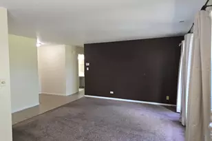 7 E Carriageway Dr, Hazel Crest, IL 60429 - Photo 7