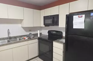 7 E Carriageway Dr, Hazel Crest, IL 60429 - Photo 9