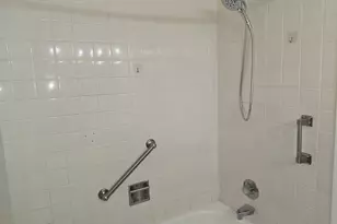 7 E Carriageway Dr, Hazel Crest, IL 60429 - Photo 17