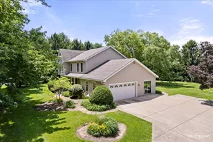 1N090 Kaneview Ct, Maple Park, IL 60151 - Photo 3