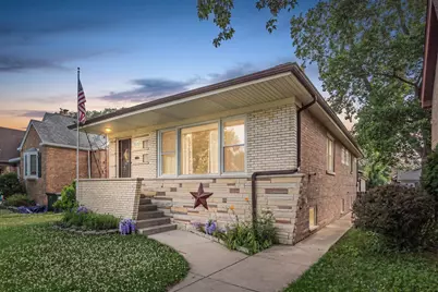 9804 S Springfield Avenue, Evergreen Park, IL 60805 - Photo 1