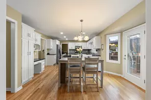 5008 Switch Grass Ln, Naperville, IL 60564 - Photo 7