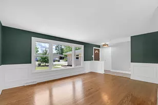 1320 E 169th Pl, South Holland, IL 60473 - Photo 5