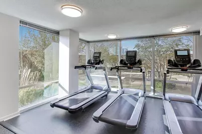 800 Elgin Road #1404, Evanston, IL 60201 - Photo 17