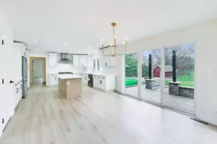 8S510 Oxford Ln, Naperville, IL 60565 - Photo 9
