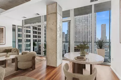 550 N St Clair Street #2105, Chicago, IL 60611 - Photo 3