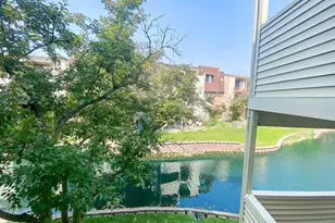 182 S Waters Edge Dr, Glendale Heights, IL 60139 - Photo 15