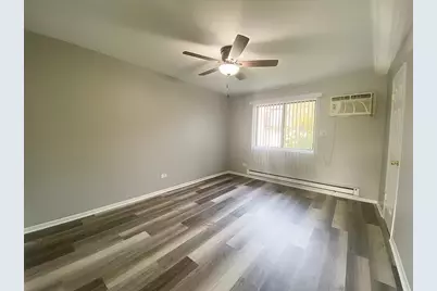 182 S Waters Edge Drive #201, Glendale Heights, IL 60139 - Photo 11