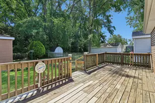91 Bay Rd, Fox Lake, IL 60020 - Photo 17