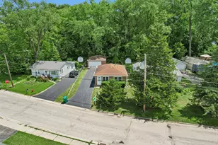 91 Bay Rd, Fox Lake, IL 60020 - Photo 23