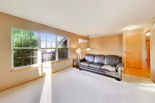 7957 Stewart Dr, Darien, IL 60561 - Photo 7