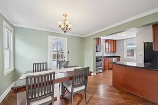 8646 Harms Rd, Skokie, IL 60077 - Photo 5