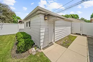 5041 N New England Ave, Chicago, IL 60656 - Photo 17