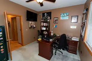 902 Somerset Dr, Carol Stream, IL 60188 - Photo 25