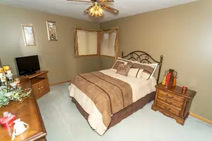 902 Somerset Dr, Carol Stream, IL 60188 - Photo 21