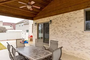 902 Somerset Dr, Carol Stream, IL 60188 - Photo 31